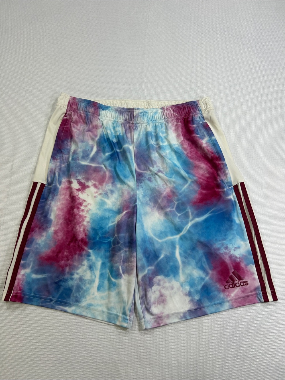 Adidas AEROREADY Athletic Shorts Men’s Large Multicolor Abstract Print 3 Stripe